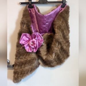 🌺 Unique 🌺 Vintage Brown Genuine Fur Shawl with Pink Satin Lining